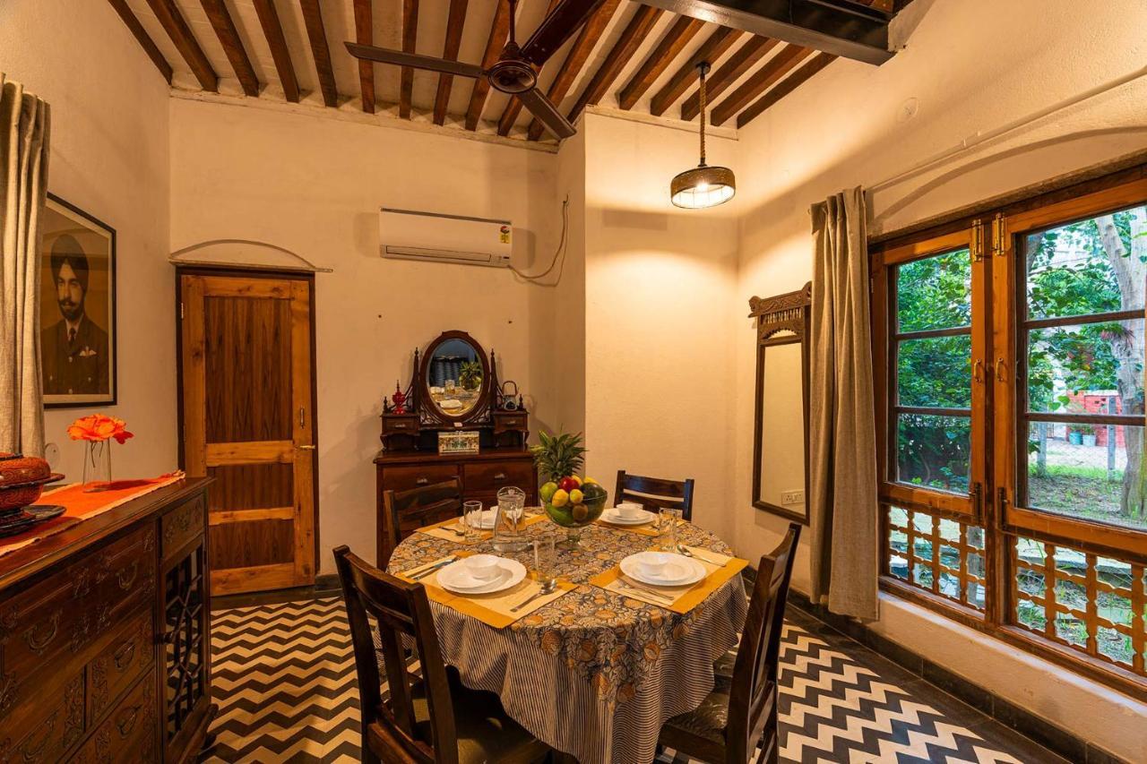 Stayvista'S Peepal Haveli - Rustic Kothi With Terrace, Breathtaking View & Bonfire Narainpur  Esterno foto